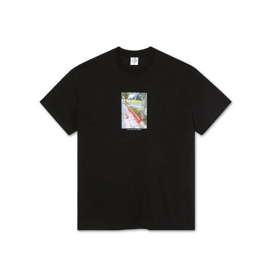 POLAR - RED CURB TEE - BLACK