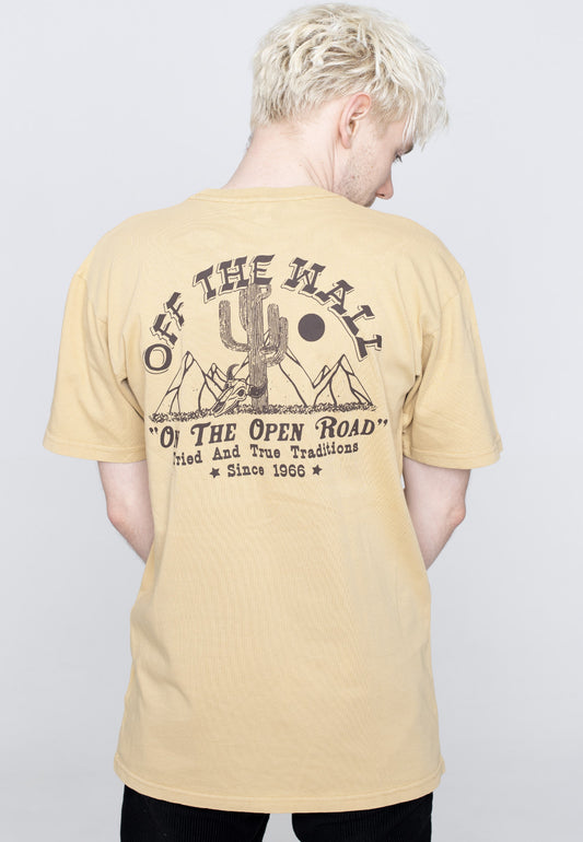 VANS - ON THE ROAD OVERDYE TEE - TAOS TAUPE